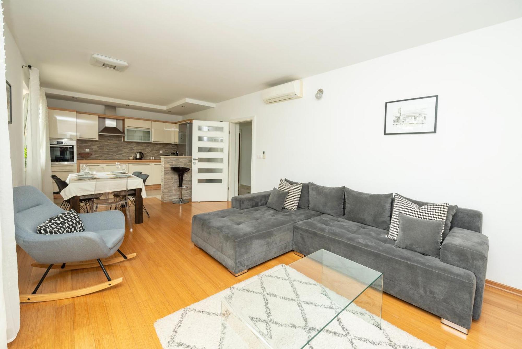 Apartment Paula Trogir Buitenkant foto