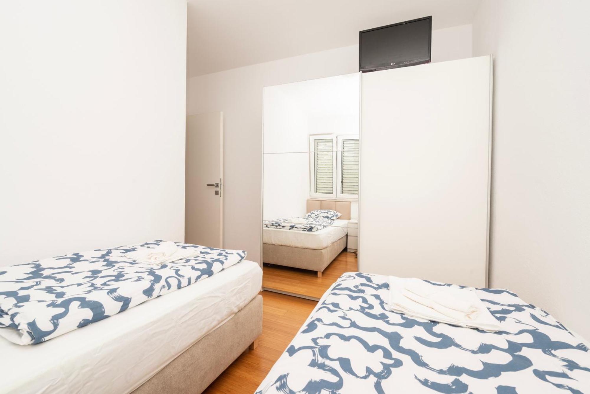 Apartment Paula Trogir Buitenkant foto